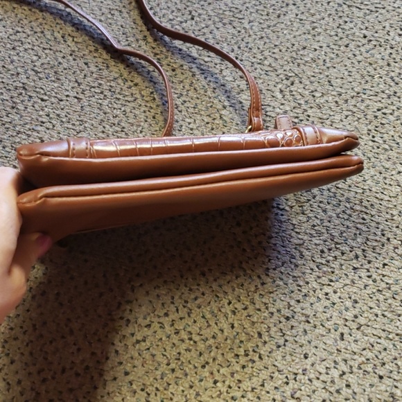 Brown with gold hardware small crossbody purse - Picture 8 of 8